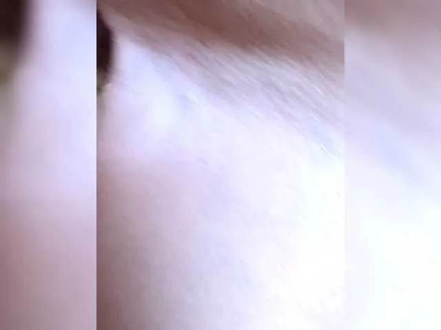 Anallovess – webcam model profile photo