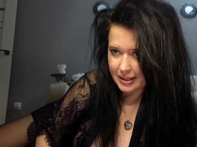 LoveCatsuit – webcam model profile photo