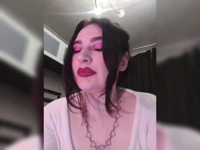 Shadow-Dance – webcam model profile photo Image 5