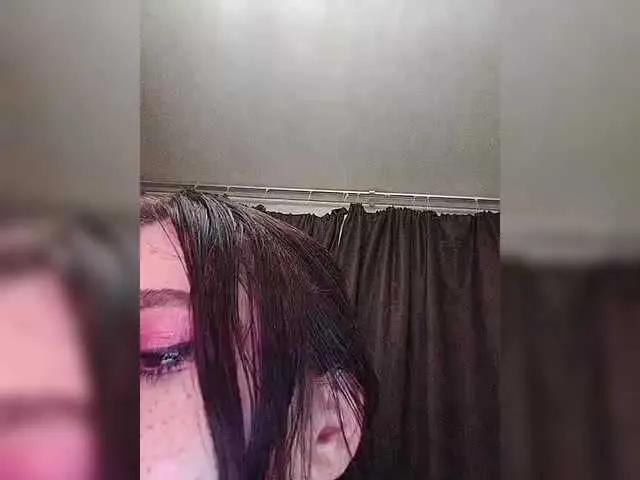 Shadow-Dance – webcam model profile photo Image 8